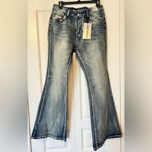 Urban Weekend 13 Boot Cut Leg Jeans Womens Embroidered Pockets Size 13 NWT
